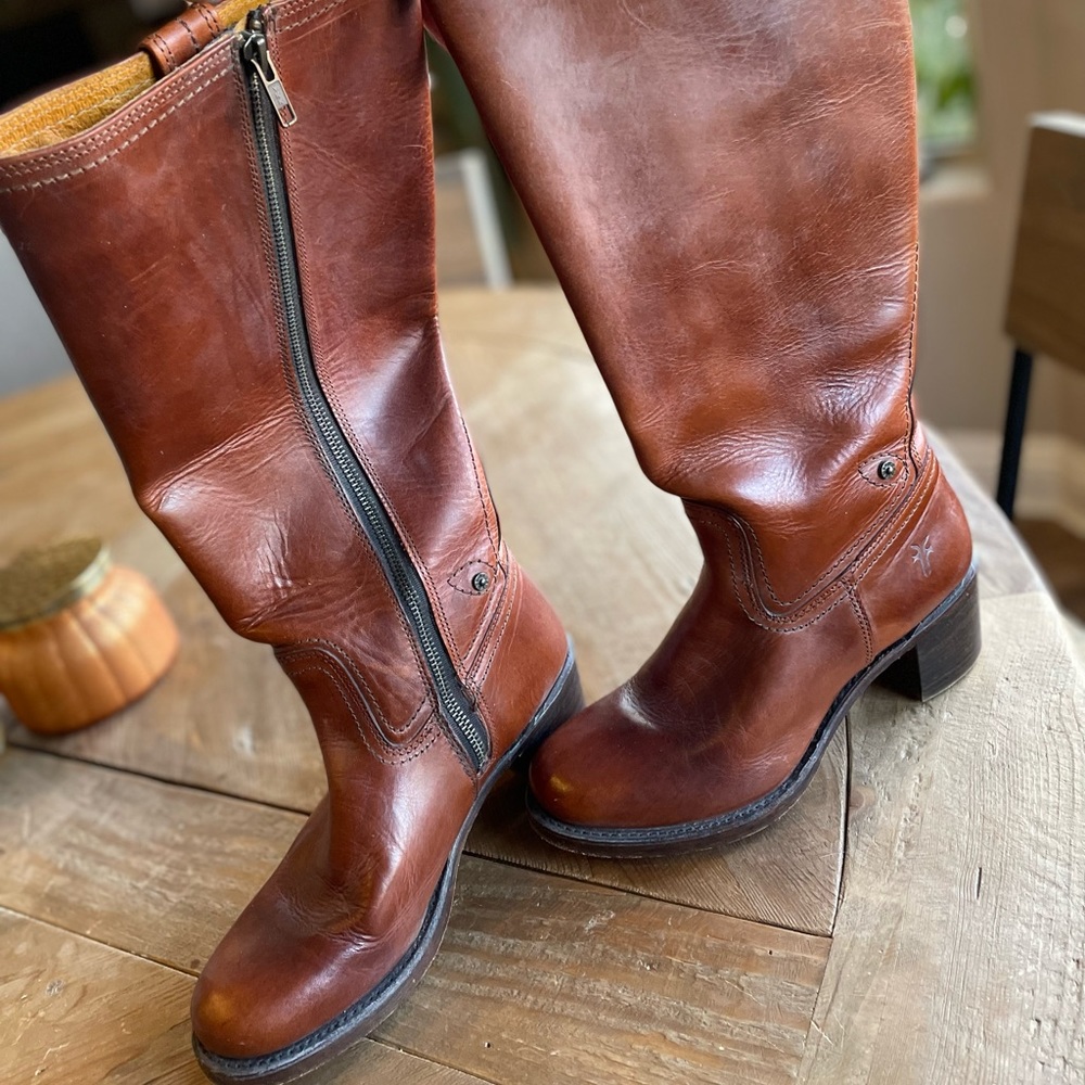 Frye Genuine Leather Boots 8- Like New